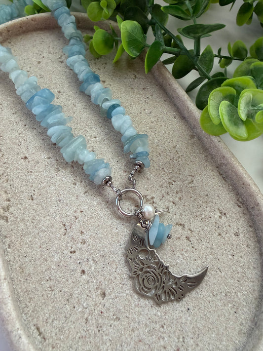 Collar de Aguamarina con Pendiente de Luna