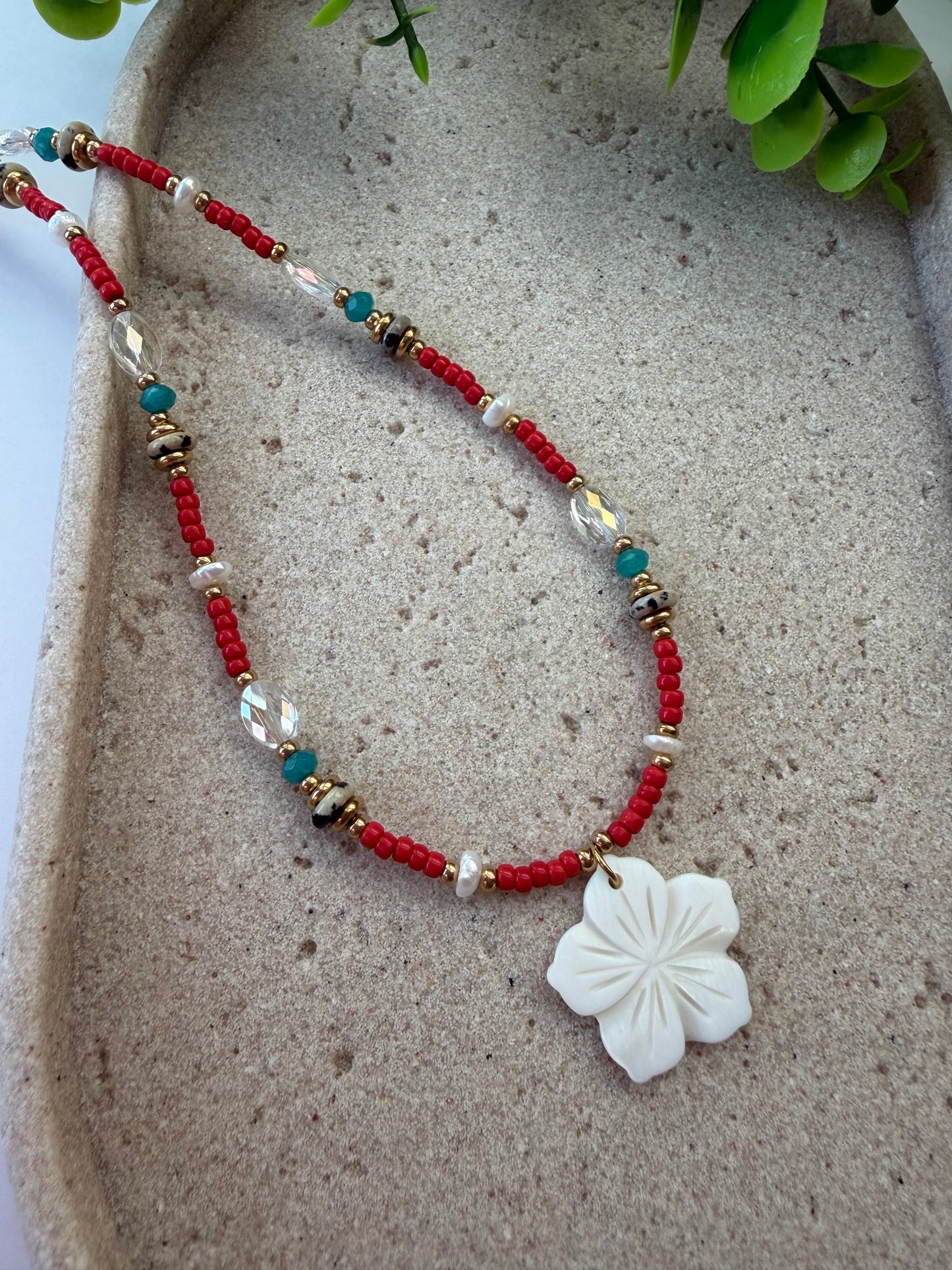 Esencia Tropical Necklace
