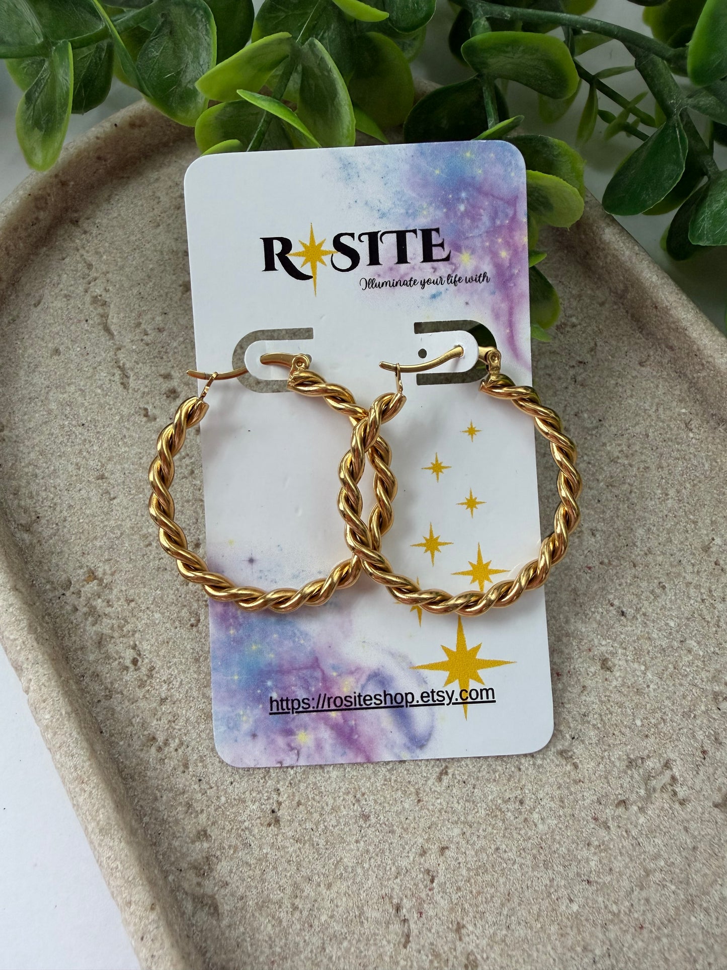 Laura Hoops